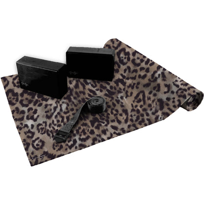 Jessica Simpson  4-Piece Essential Yoga Kit - Cheetah